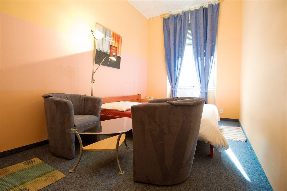 Club Hotel Praha Екстериор снимка