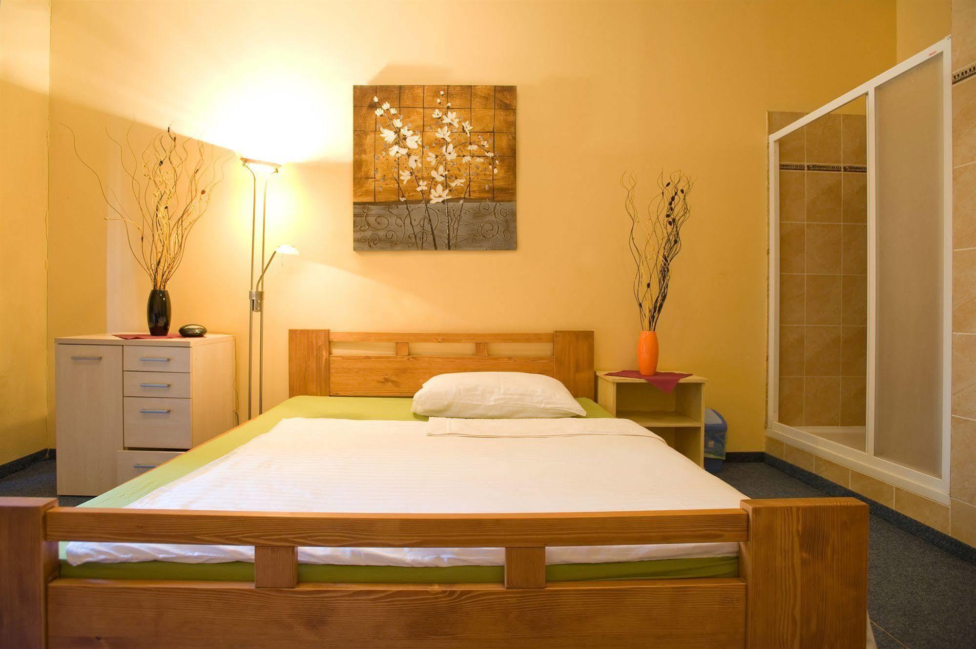 Club Hotel Praha Екстериор снимка